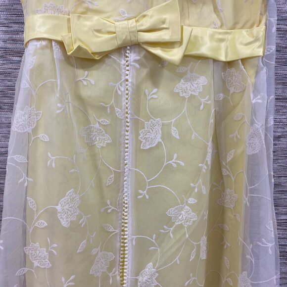 🌼 Vintage 1960s Montgomery Ward Yellow Gown w/ Sheer Overlay - - Picture 2 of 11